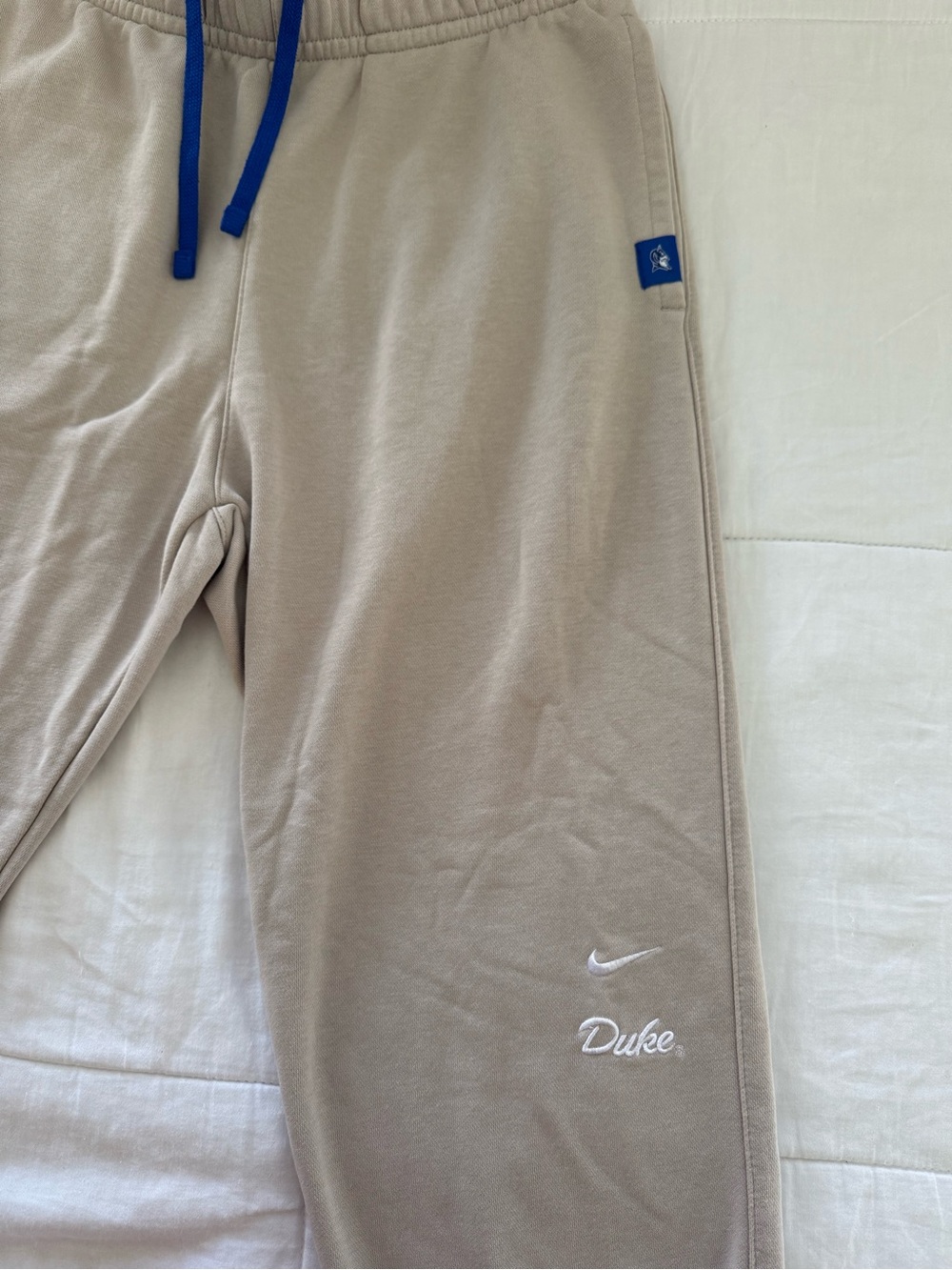Nike Duke Blue Devils Tan Jogger Sweatpants Embroidered Logo Size Medium M